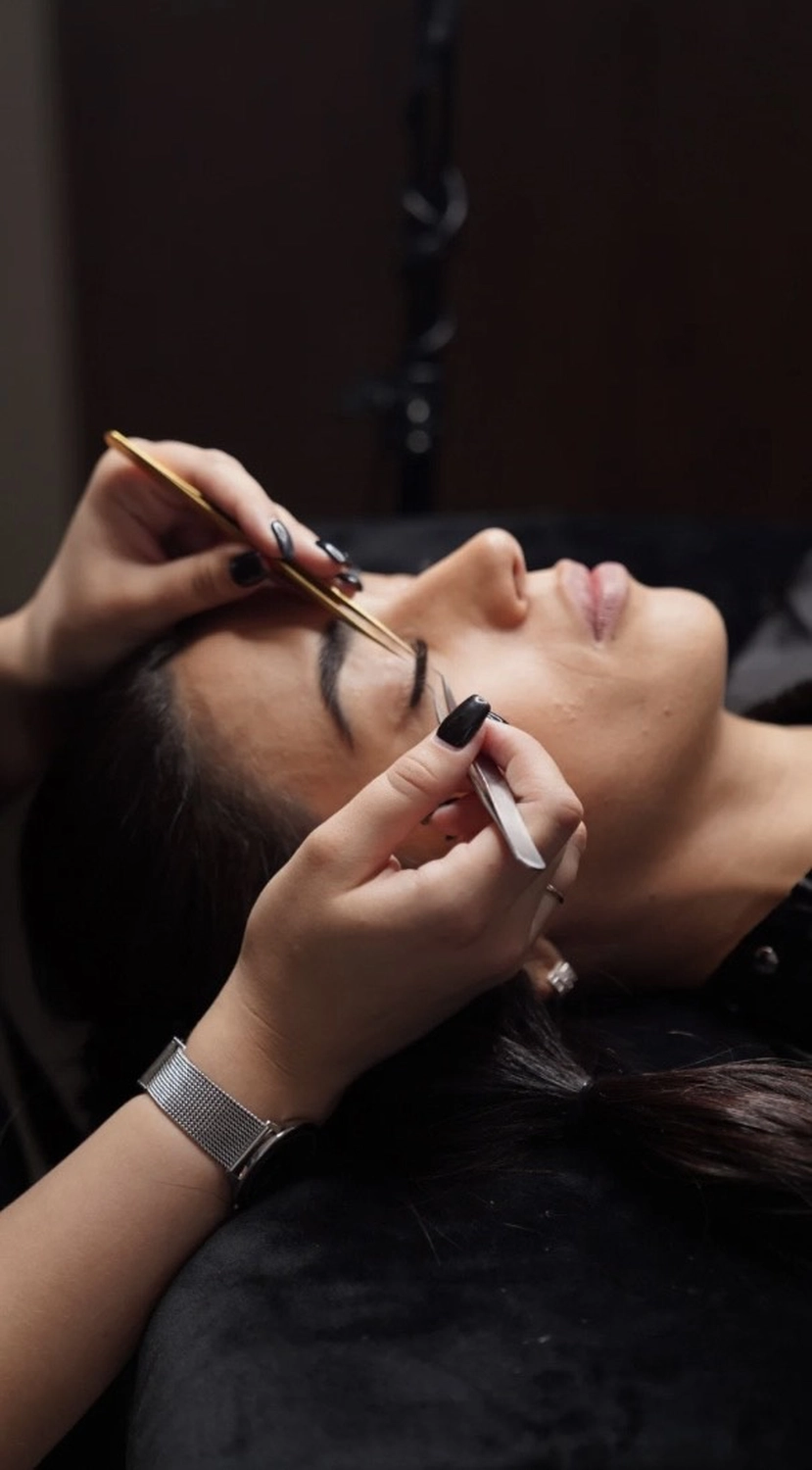 Wimpernverlängerung bei Melye Cosmetics – professionelle Lash-Behandlung für volle, lange und natürlich aussehende Wimpern